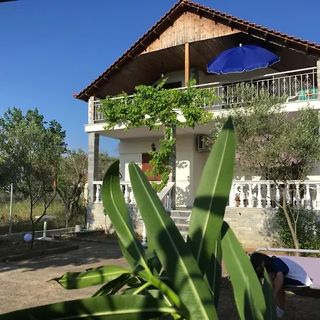 Smaragda Apartament *